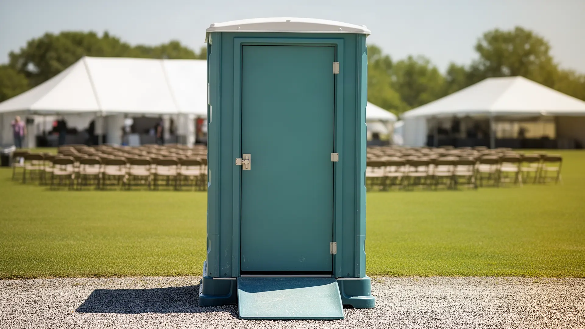 Clean porta potty unit from Two Rivers Porta Potties in San Francisco, CA